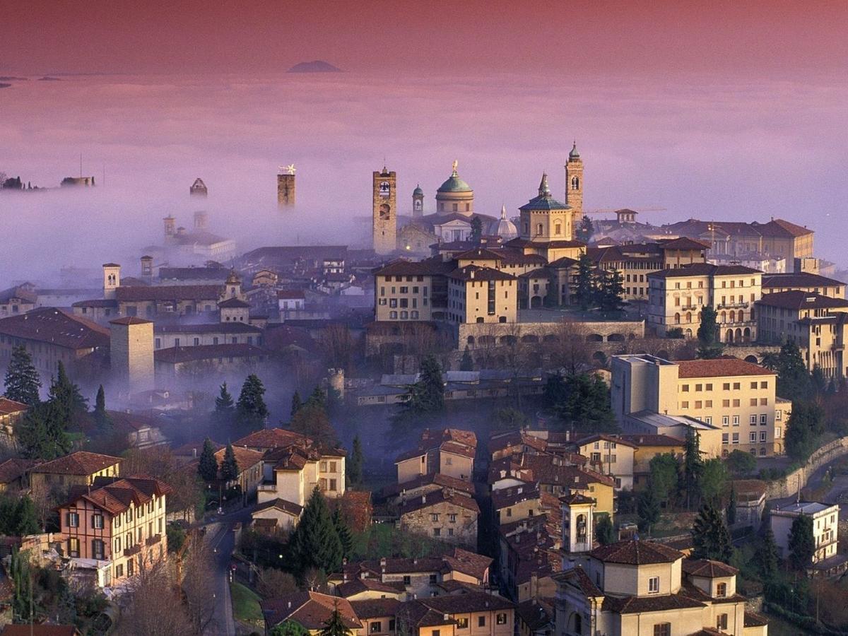 Indisparte Gasthof Bergamo